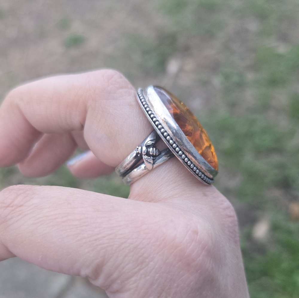 Lisa J Designs Amber Oval Bee Honeycomb Ring Size 8.5 Artisan - Picture 3 of 10